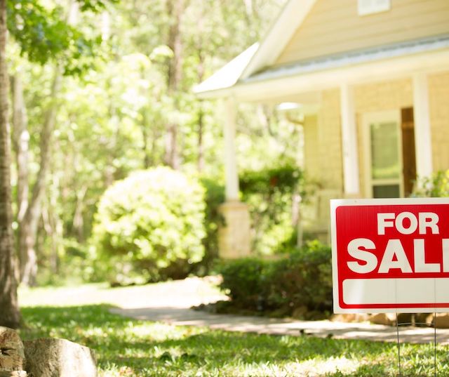 Your Guide to Selling Your Home This Spring