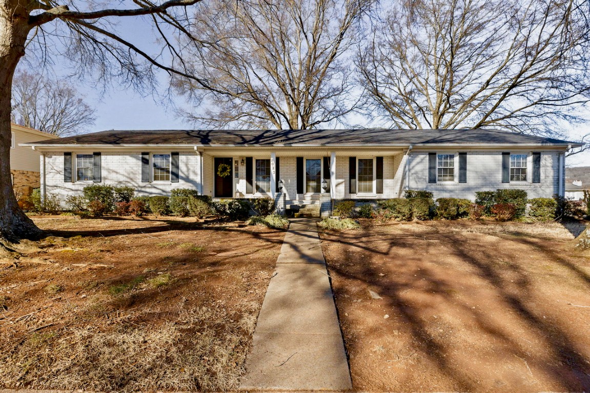 2023 Pettus Dr: Comfort, Space & Convenience on a Quiet Chapman Acres Cul-de-Sac