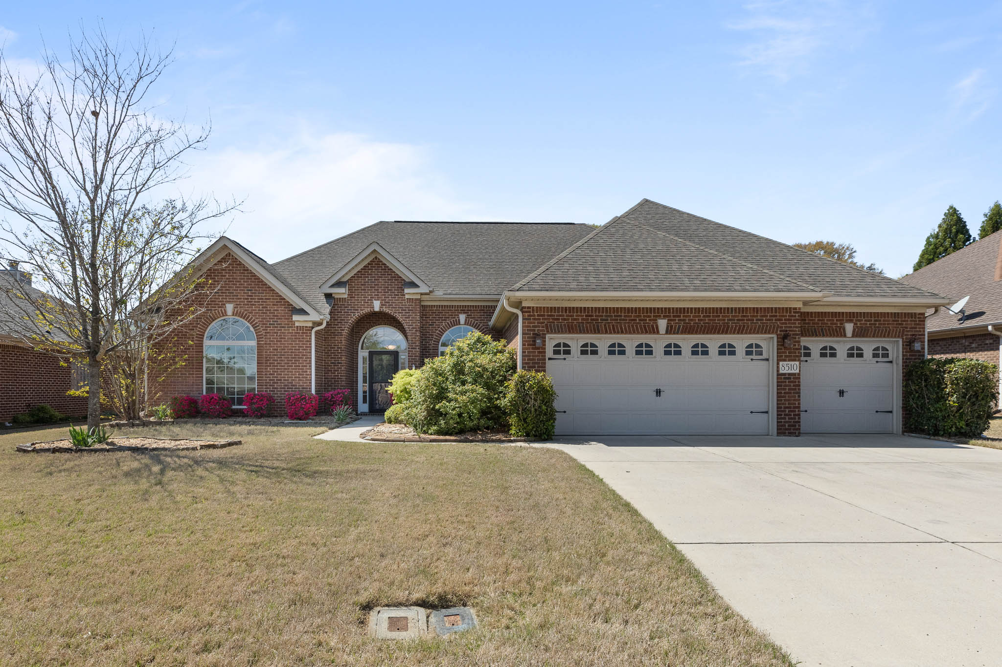 8510 Rolling Oaks Dr: You Won’t Believe This 4BR Home in River Ridge Haven