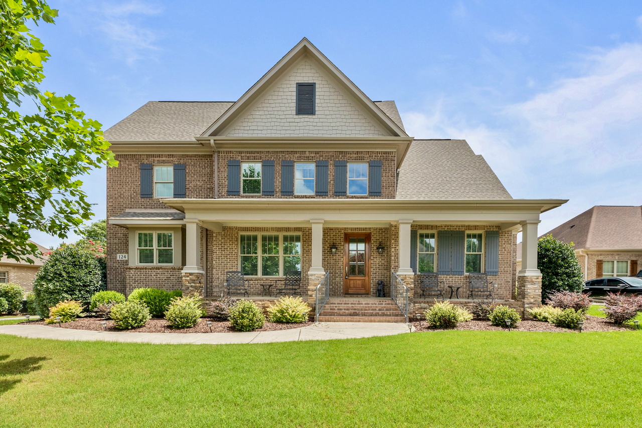 Custom brick home for sale at 124 Appleton Lane in Heritage Plantation, Madison Alabama near James Clemens High School.
